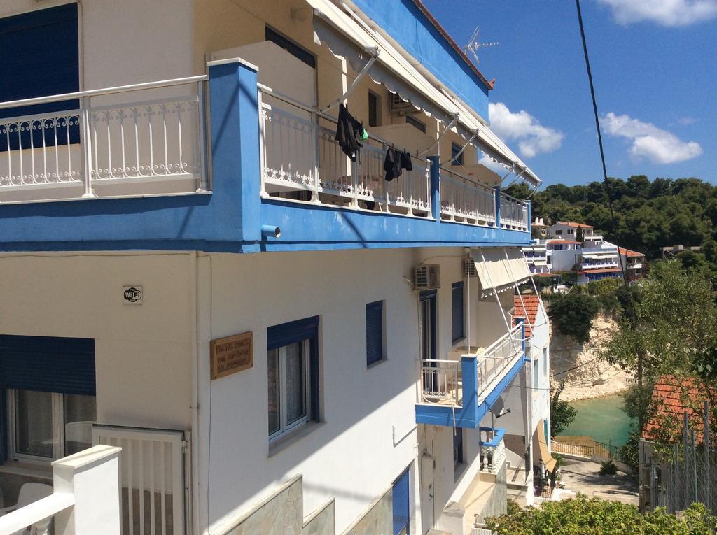 Votsi  Kostas Rooms מראה חיצוני תמונה