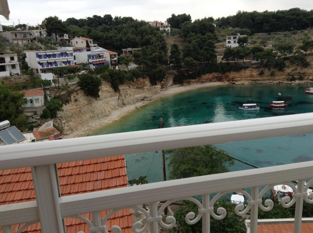 Votsi  Kostas Rooms חדר תמונה