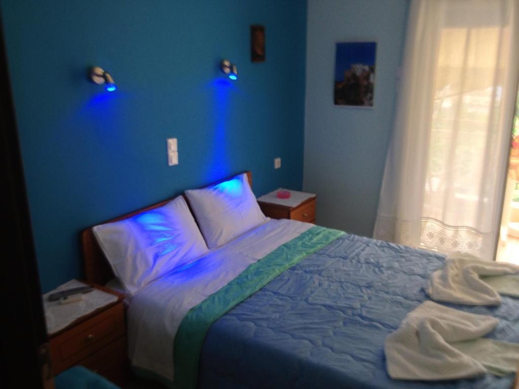 Votsi  Kostas Rooms חדר תמונה